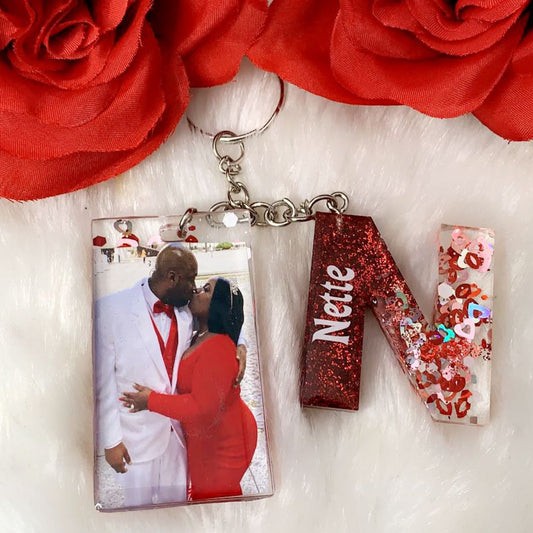 Custom Letter Initial Resin Keychain With Resin Photo Keychain
